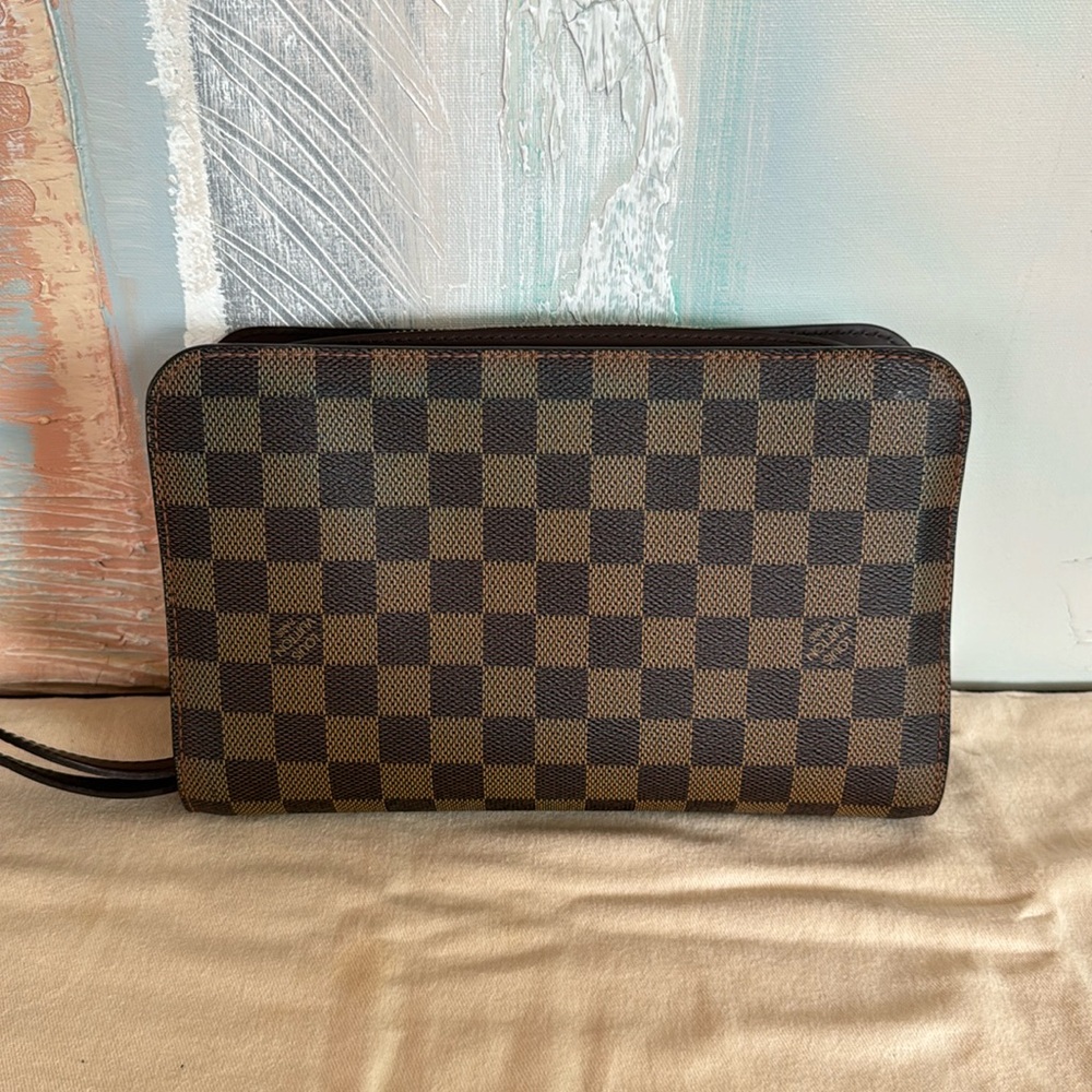 Louis Vuitton Clutch